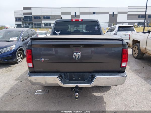 2016 RAM 1500 SLT