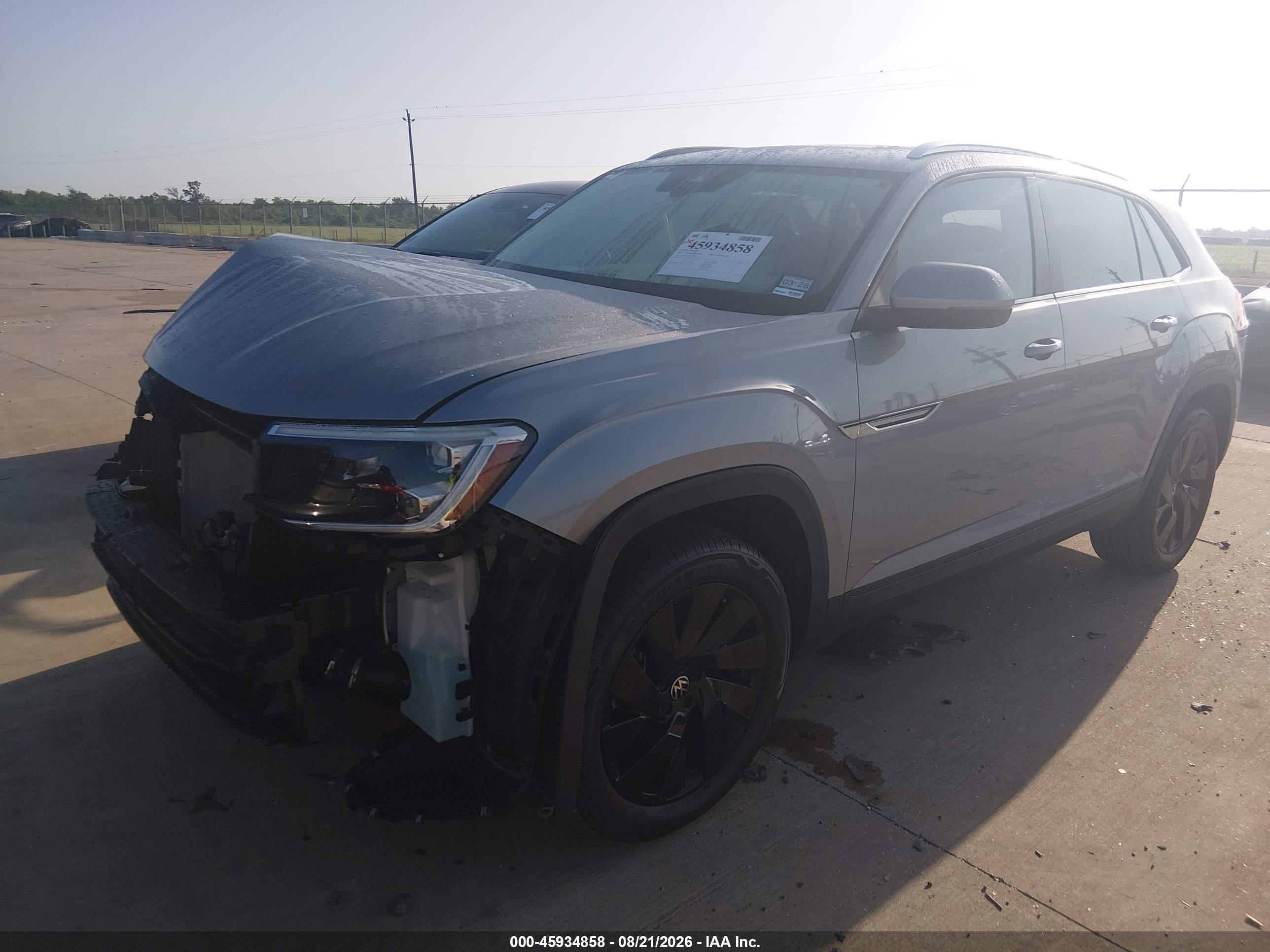 2026 VOLKSWAGEN ATLAS CROSS SPORT SE WITH TECHNOLOGY — I2