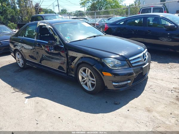 2013 MERCEDES-BENZ C 300 SPORT 4MATIC