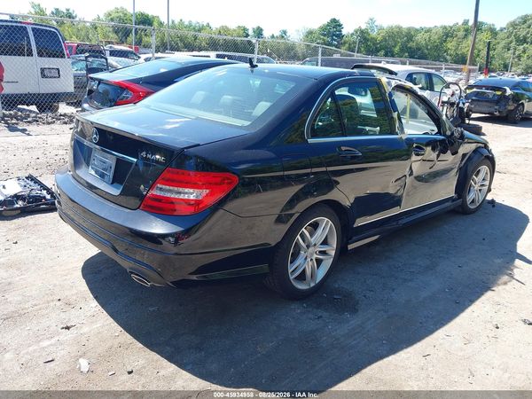 2013 MERCEDES-BENZ C 300 SPORT 4MATIC