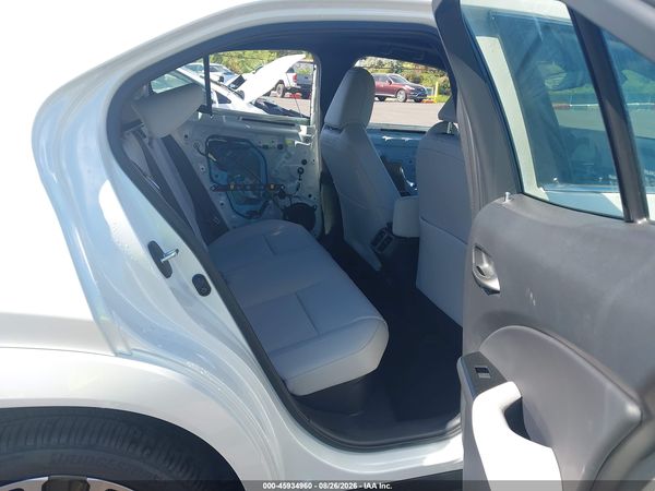 2025 LEXUS UX 300H PREMIUM — I8