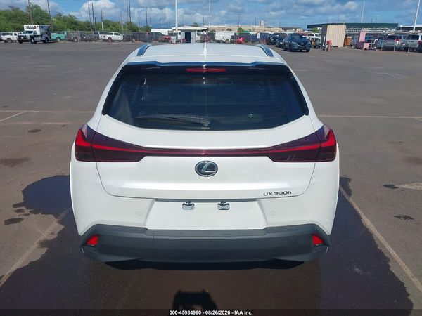 2025 LEXUS UX 300H PREMIUM — I119