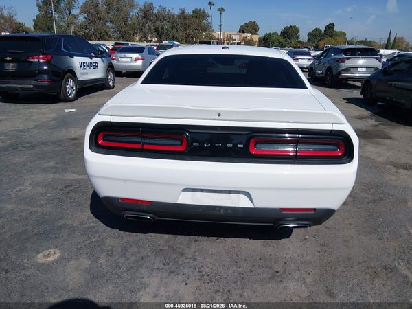 2021 DODGE CHALLENGER SXT