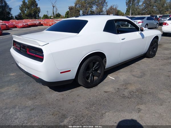 2021 DODGE CHALLENGER SXT