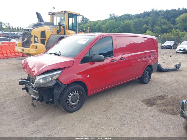 2019 MERCEDES-BENZ METRIS
