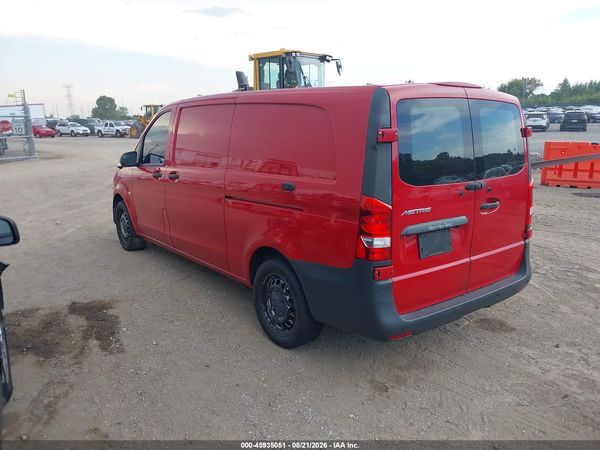 2019 MERCEDES-BENZ METRIS