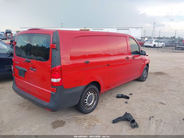 2019 MERCEDES-BENZ METRIS