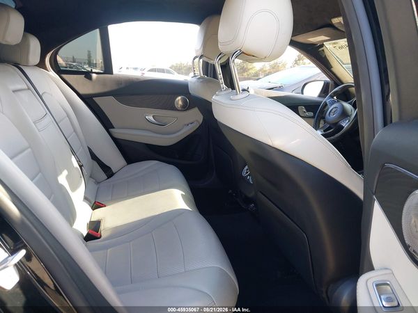 2017 MERCEDES-BENZ C 300 C300 — I8