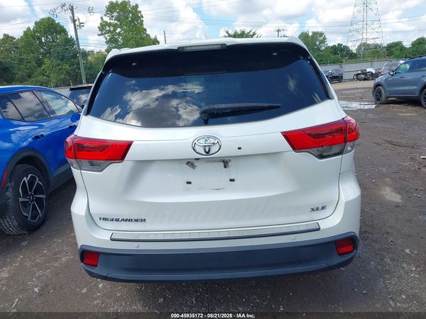 2018 TOYOTA HIGHLANDER XLE
