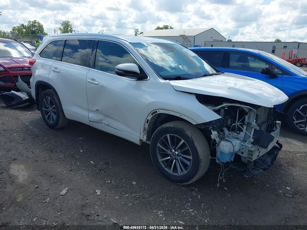 2018 TOYOTA HIGHLANDER XLE