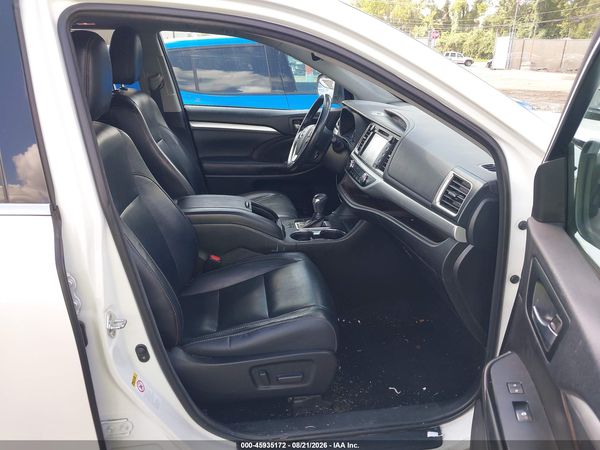 2018 TOYOTA HIGHLANDER XLE