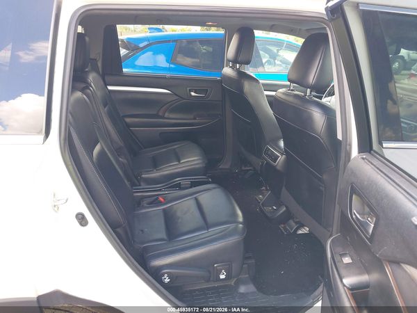 2018 TOYOTA HIGHLANDER XLE