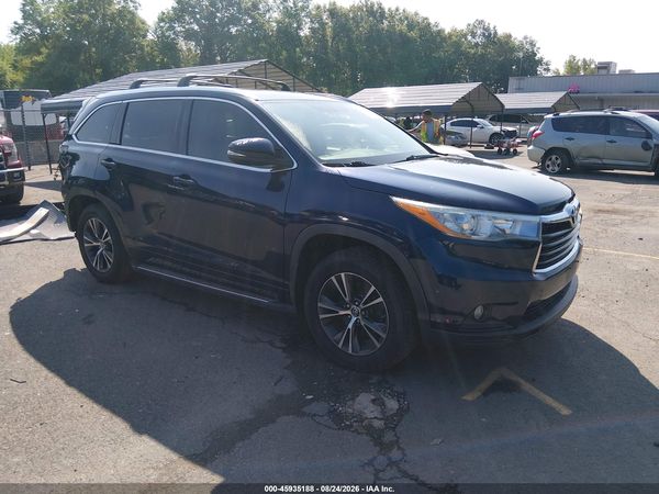 2016 TOYOTA HIGHLANDER XLE V6