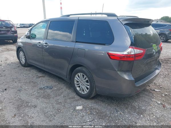2016 TOYOTA SIENNA XLE 8 PASSENGER — I3