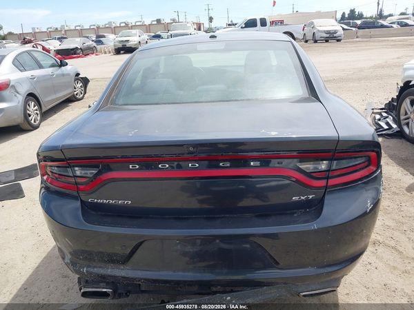 2018 DODGE CHARGER SXT RWD