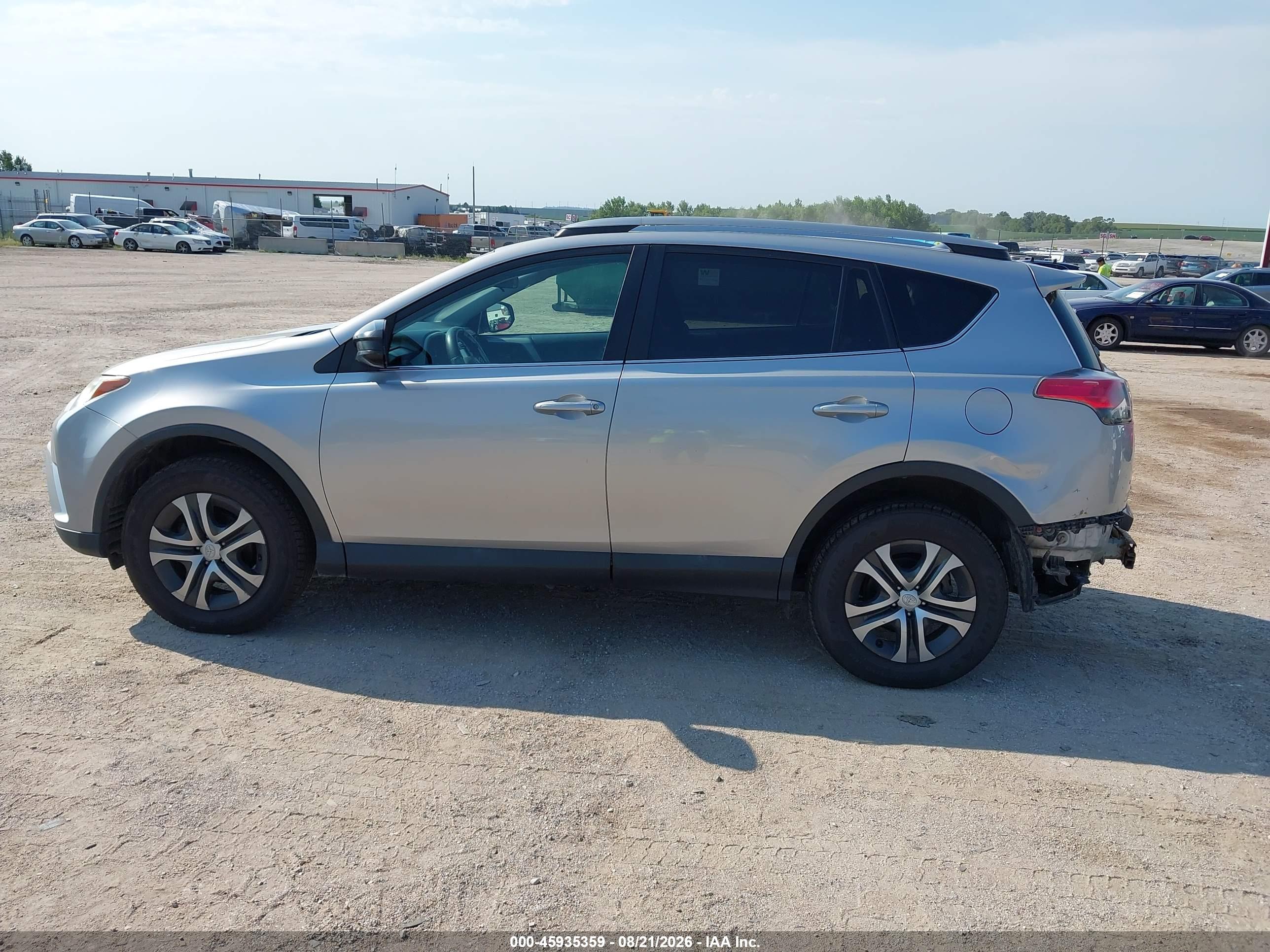 2018 TOYOTA RAV4 LE