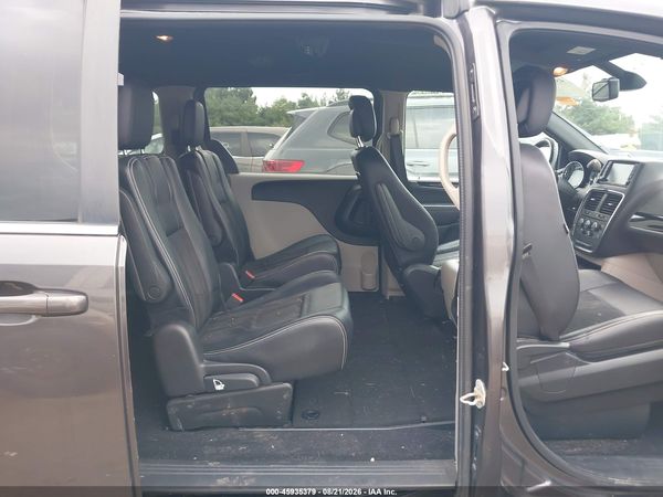 2019 DODGE GRAND CARAVAN SXT — I8