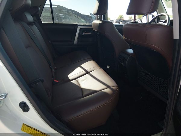 2017 TOYOTA 4RUNNER LIMITED — I8