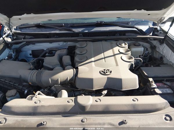 2017 TOYOTA 4RUNNER LIMITED — I10
