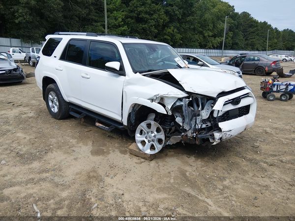 2022 TOYOTA 4RUNNER SR5 — I1