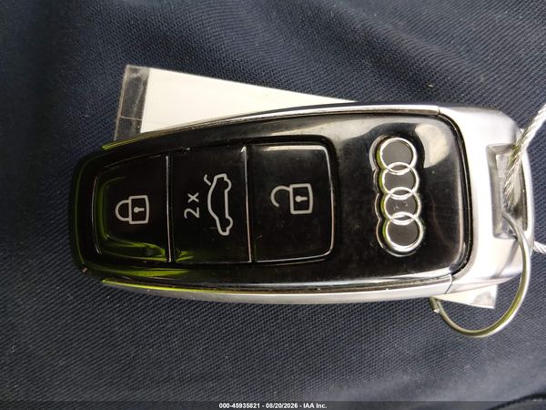 2020 AUDI Q8