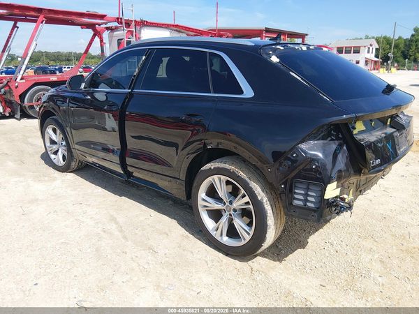 2020 AUDI Q8