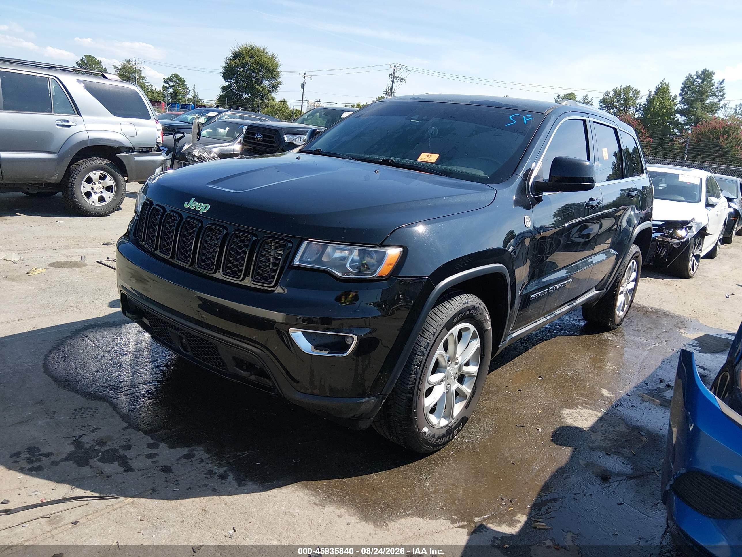 2021 JEEP GRAND CHEROKEE LAREDO E 4X4