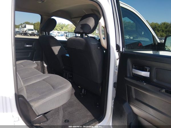 2019 RAM 3500 TRADESMAN — I8
