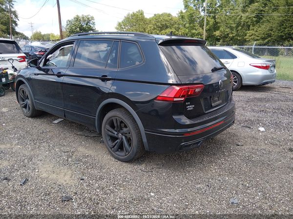 2023 VOLKSWAGEN TIGUAN 2.0T SE R-LINE BLACK — I3