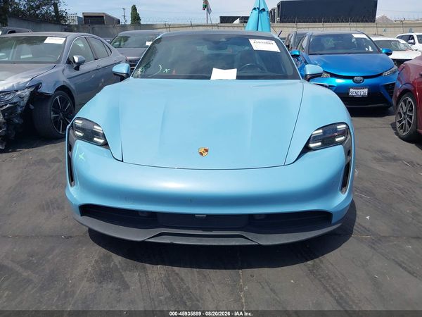 2022 PORSCHE TAYCAN