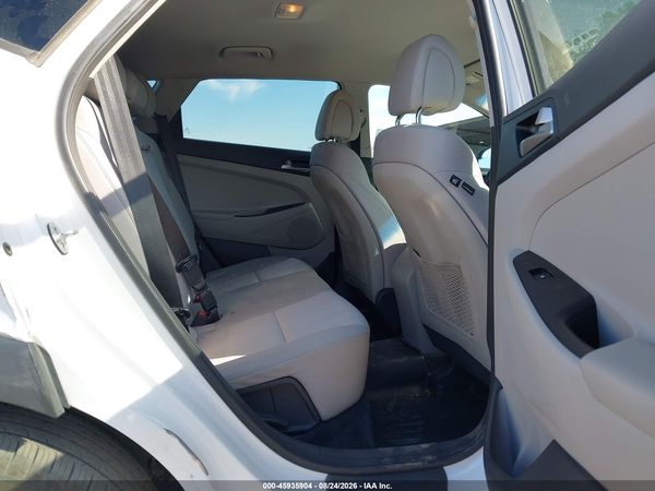 2018 HYUNDAI TUCSON SEL