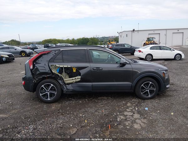2023 KIA NIRO LX