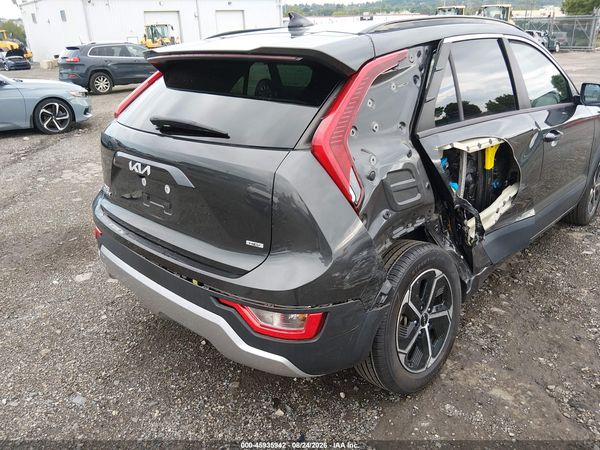 2023 KIA NIRO LX