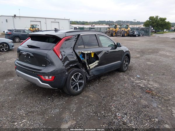 2023 KIA NIRO LX