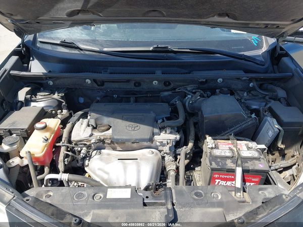 2016 TOYOTA RAV4 SE