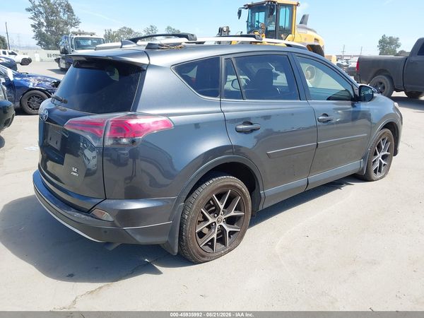2016 TOYOTA RAV4 SE