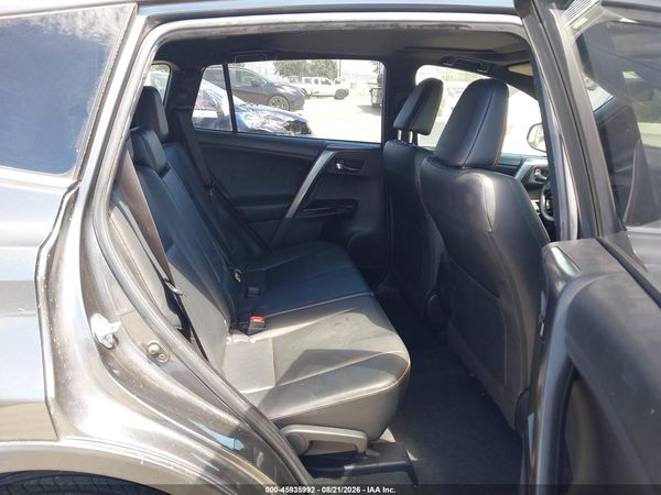 2016 TOYOTA RAV4 SE