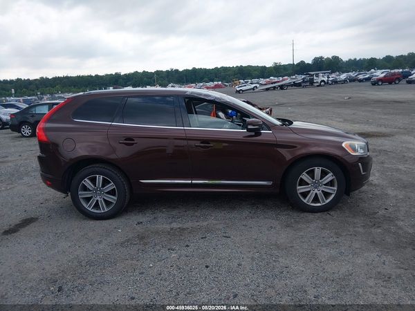 2017 VOLVO XC60 T5 INSCRIPTION