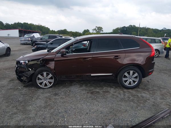 2017 VOLVO XC60 T5 INSCRIPTION