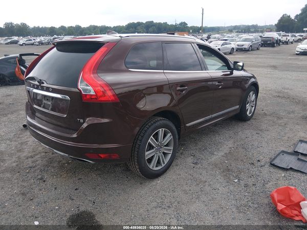 2017 VOLVO XC60 T5 INSCRIPTION