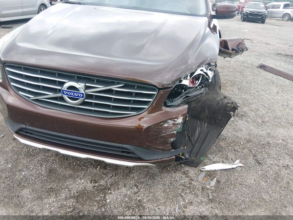 2017 VOLVO XC60 T5 INSCRIPTION