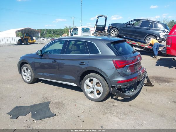 2021 AUDI Q5 — I3