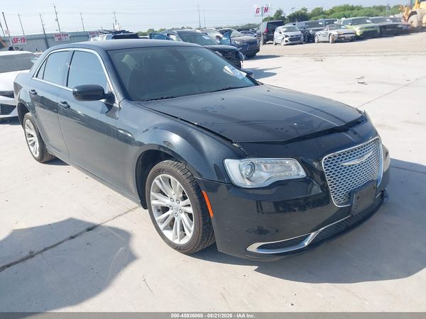 2016 CHRYSLER 300 LIMITED — I1