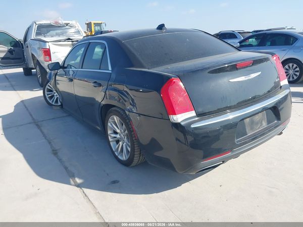 2016 CHRYSLER 300 LIMITED — I3