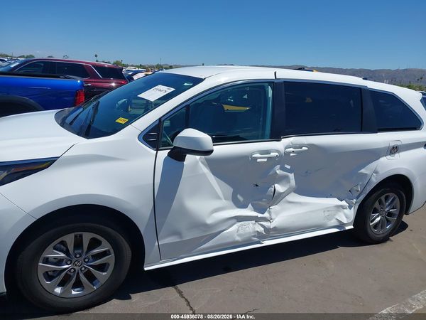 2023 TOYOTA SIENNA LE — I6