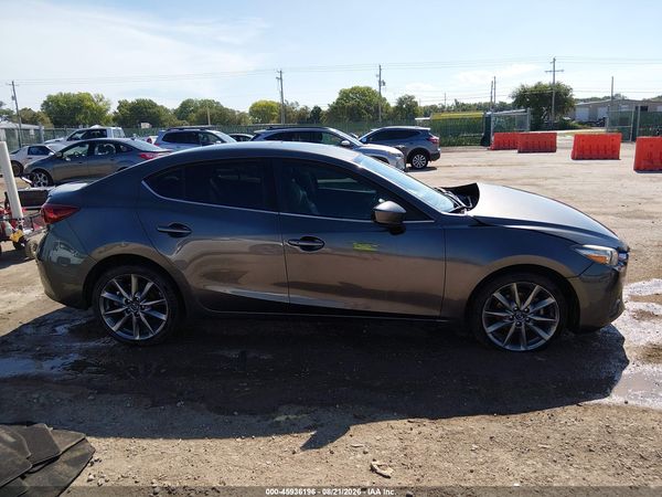2018 MAZDA MAZDA3 TOURING — I116