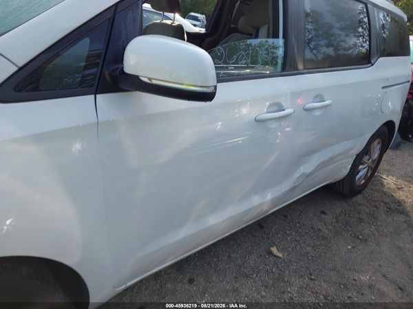 2016 KIA SEDONA LX