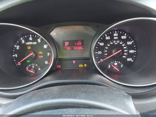 2016 KIA SEDONA LX