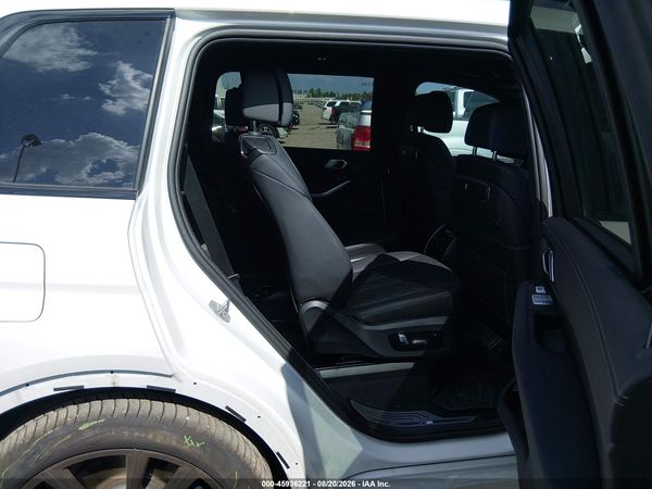 2024 BMW X7 XDRIVE40I