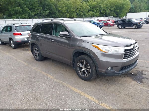 2016 TOYOTA HIGHLANDER XLE V6